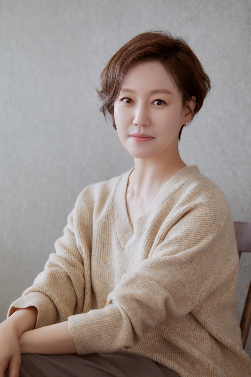 koreavibenews's tweet photo. [단독] #진경, '열녀박씨 계약결혼뎐' 캐스팅...#이세영-#배인혁 과 호흡
Actress #JinKyung casted in upcoming drama with #LeeSeyoung and #BaeInhyuk 

🖇 https://t.co/6ZJfOW6mIH

#한류타임스  #HanryuTimes https://t.co/NlCDfl9iOx