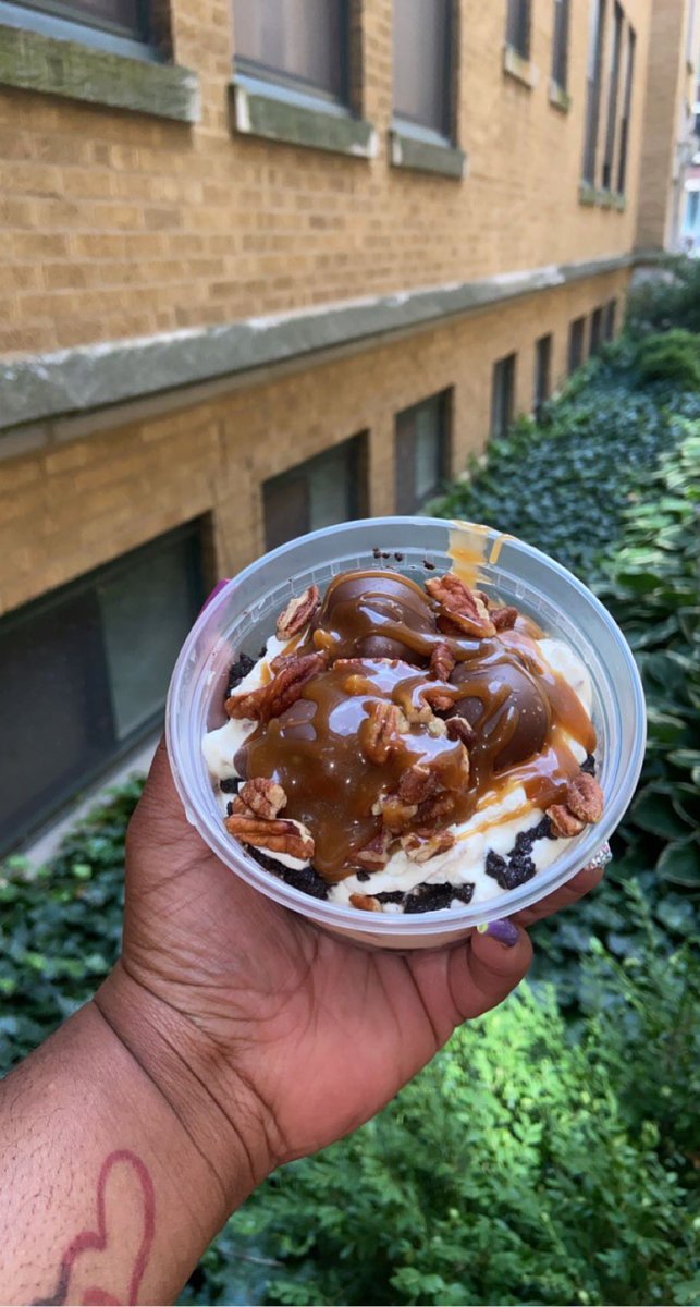 Chicago Baker 👩🏾‍🍳 tweet media