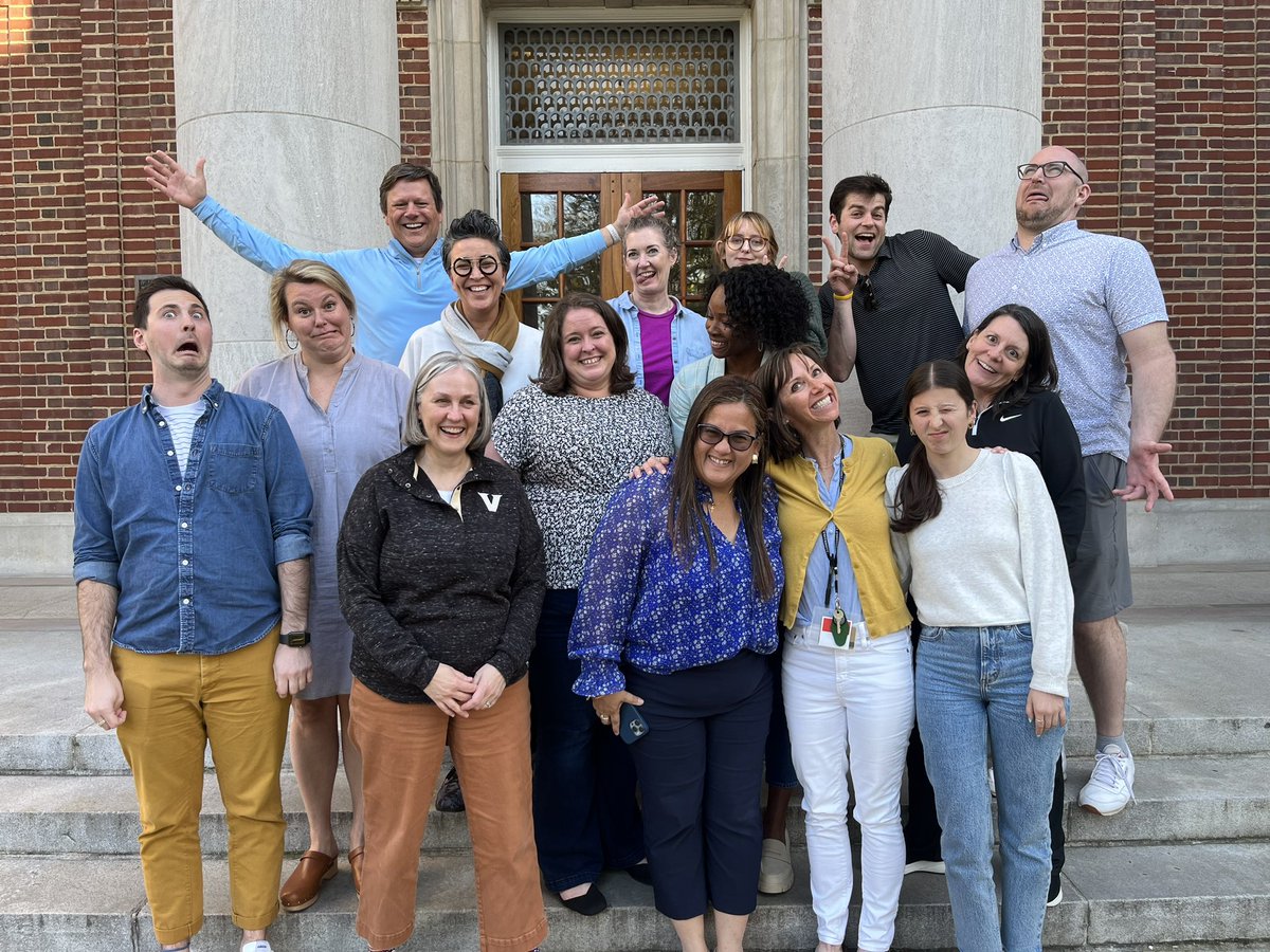 Russconnell's tweet photo. Such an amazing weekend of learning and connecting with my most amazing cohort! @vupeabodyisl https://t.co/O0iRnfJTnf