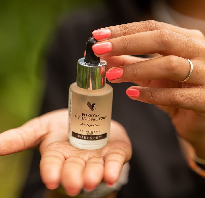 Aloefied_Shop's tweet photo. Alpha E-factor is a light skin replenisher with great ingredient to balance the skin and reduce dryness.
โ Enhance skin moisture and elasticity.
#skincare #aloeskincare #skinmoisture #alphaEfactor https://t.co/17TATizGUa