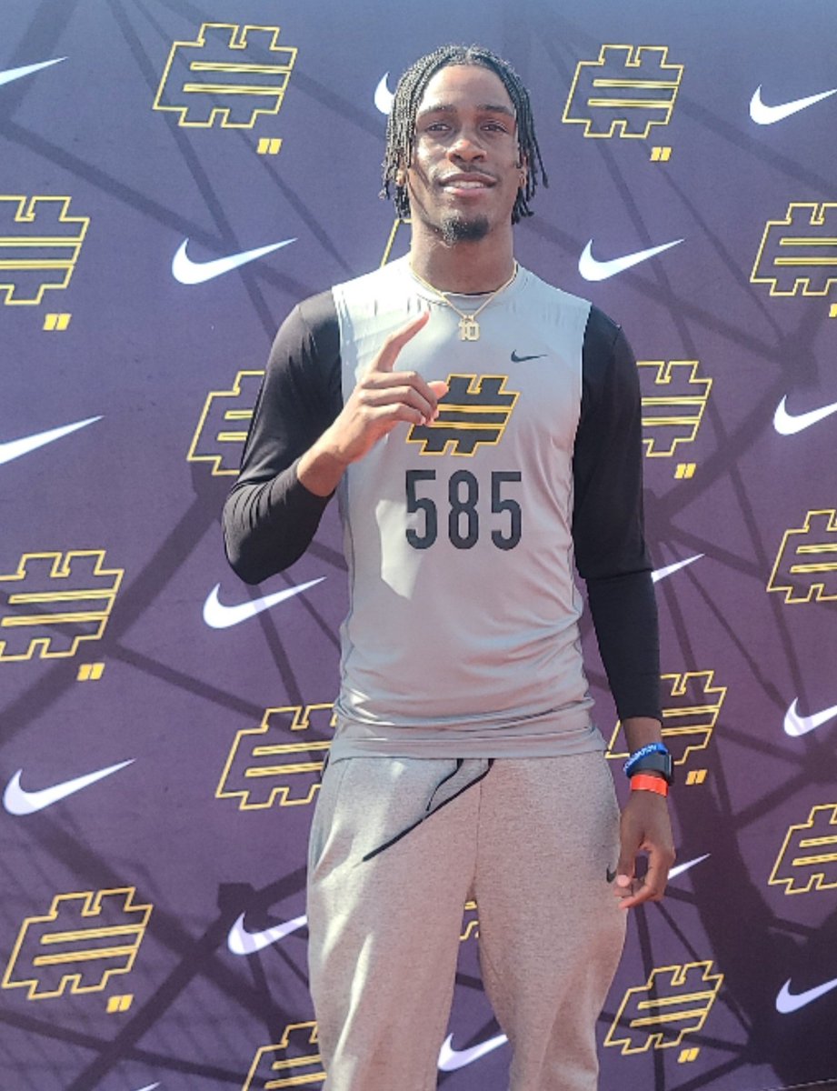 showtime10x's tweet photo. Great experience today @Elite11 
#JREAM #One_and_Owe https://t.co/RDYe3BgOGg