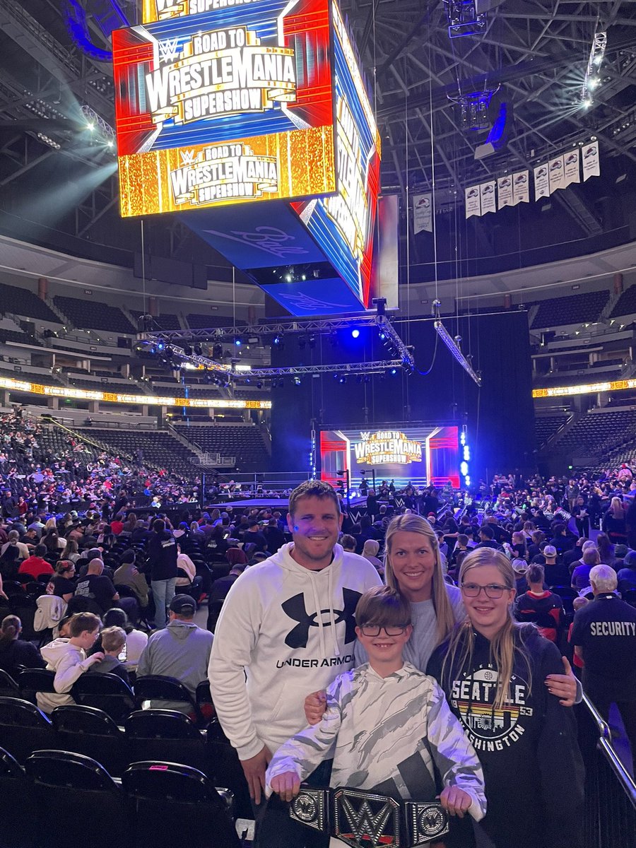 mcrooks1129's tweet photo. Looking forward to a great show! #WWEDenver https://t.co/vMreRtD5Ny