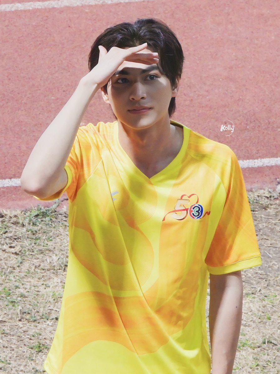 KOLLYLOVEGULF's tweet photo. 🌻🌻 ~ Gulf Morning ~ 🌻🌻
ยังไม่ออกจากสนามง่ายๆหรอกค่ะ
#53ปีช่อง3ดีต่อใจxGulf

@gulfkanawut #GulfKanawut
#หม่าม๊าทาสรักกลัฟ #กลัฟคณาวุฒิ

หม่ามี๊อยู่ไหนนะ         อุ้ยย!!เจอแล้ว https://t.co/d9XWfQTcXF