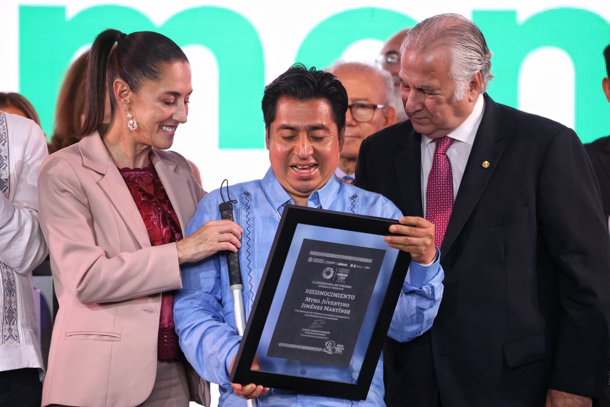 Aunque algunos desearan lo contrario, México brilla en el concierto de las naciones. 

Se rompieron todos los récords en el Tianguis Turístico de la Ciudad de México. 

¡Viva la Ciudad de México! ¡Viva México!