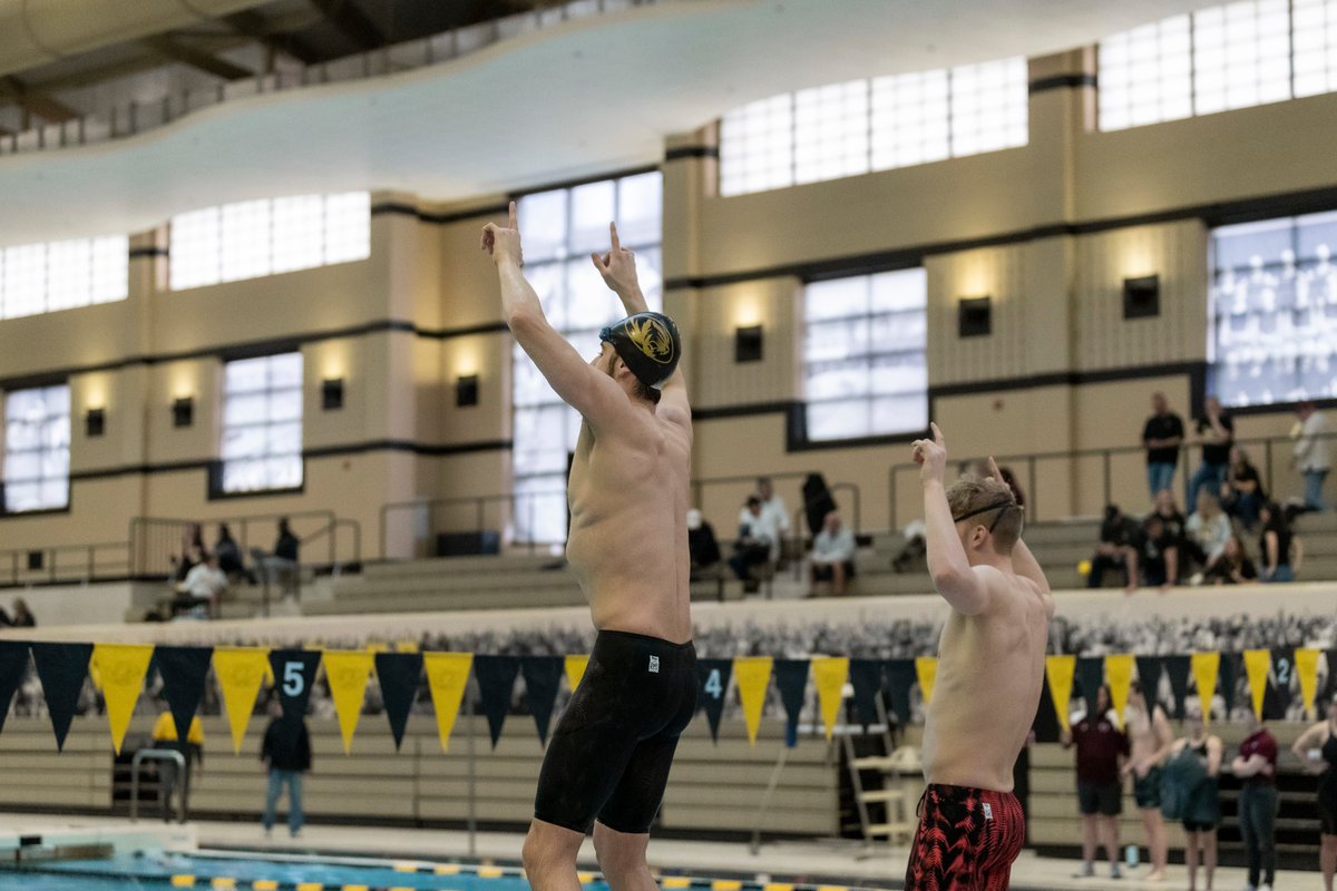 MizzouSwimDive's tweet photo. Our Relay Teams were on π₯π₯π₯ this week!!
- 4οΈβ£top-20 finishes
- 3οΈβ£ three All-American honors
#ZOUStyle x #MIZπ― https://t.co/P4l51qWdlg