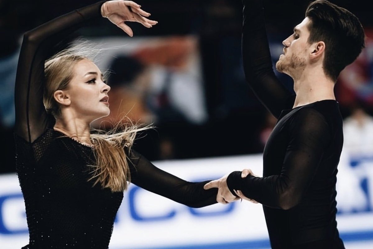R1FigureSkating's tweet photo. Congratulations to #AlexandraStepanova on the birth of a child https://t.co/XyYjWNoC2W