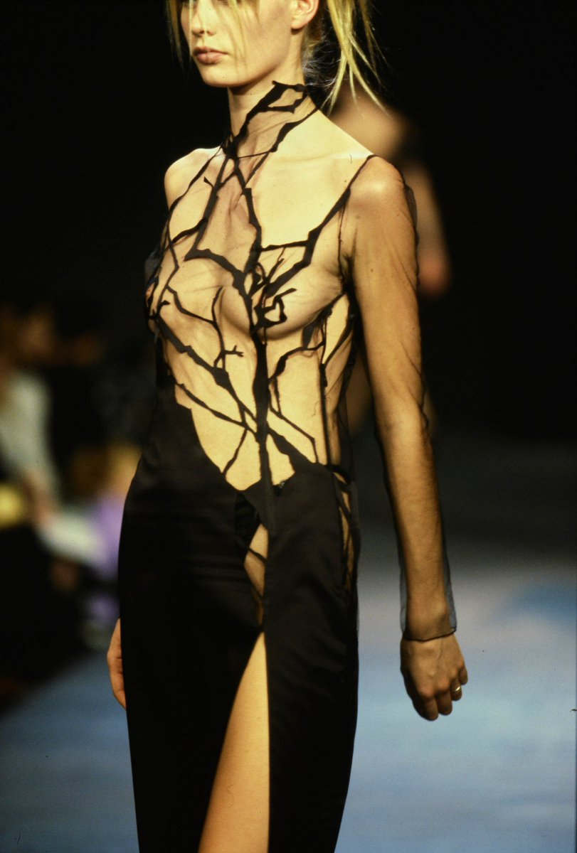 DvilCouture's tweet photo. Martine Sitbon Fall 1997 https://t.co/zxuZZc1YFf