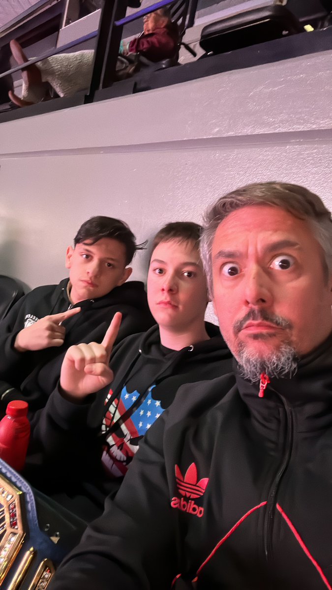toddstoops's tweet image. #WWEDenver LFG!!!