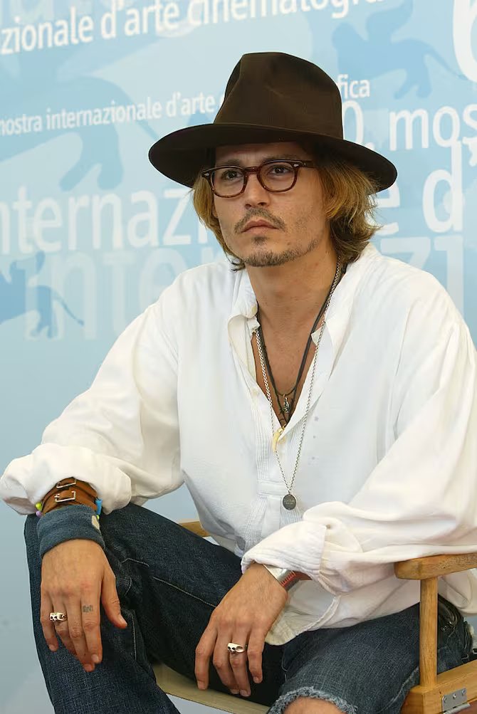 IndiaNichole19's tweet photo. Gorgeous and lovely ripped jeans Johnny.๐ฅโค๏ธ#JohnnyDeppKeepWinning #JohnnyDeppIsInnocent #JohnnyDeppIsALegend #JohnnyDeppisFree #JohnnyDepp https://t.co/agDW74saXD