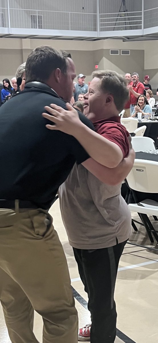 Always good seeing my buddy @CanaanSandy and great job @CBSCoachNutt   We appreciate you coming to god’s country!