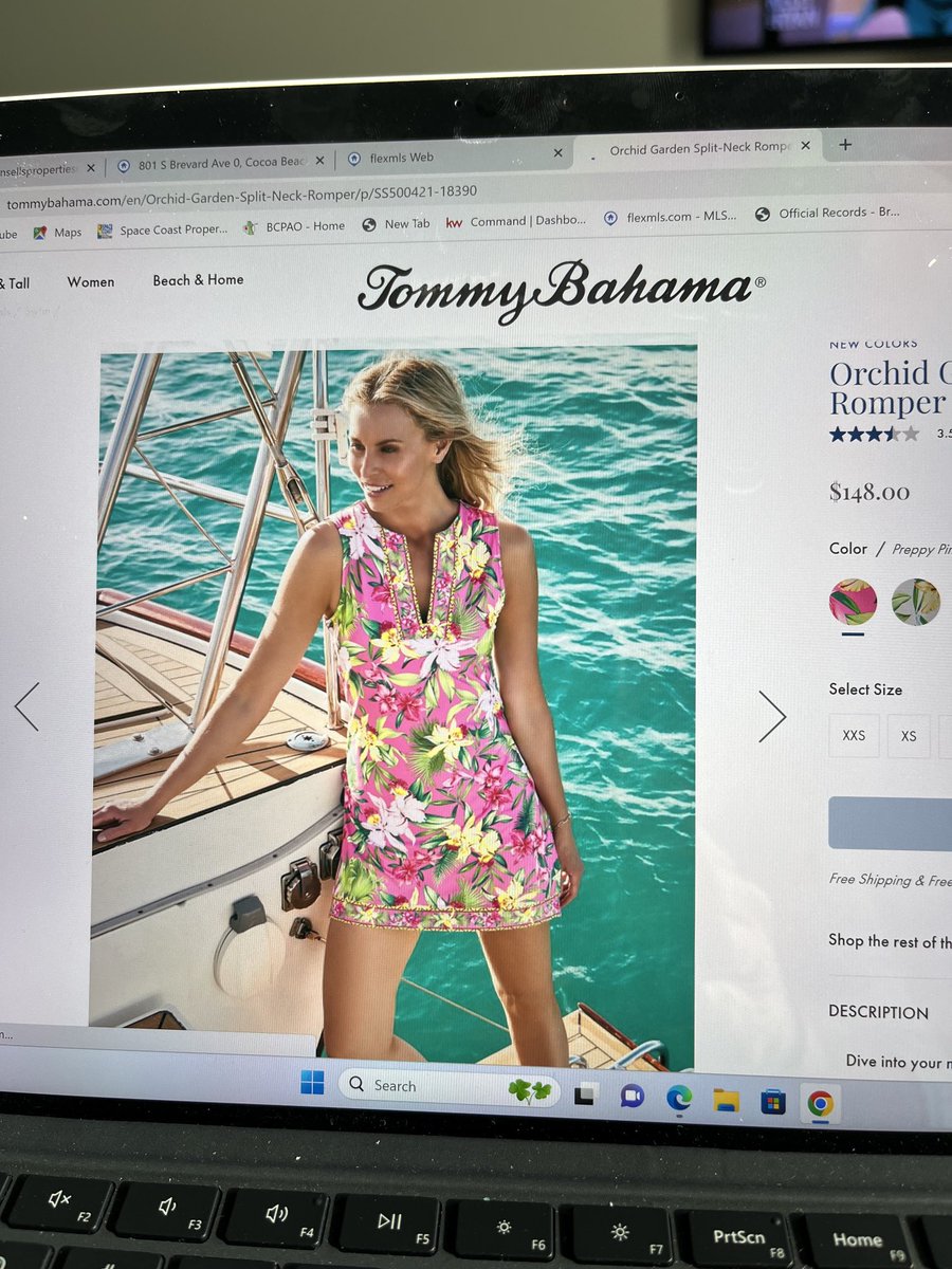 AllyMannting's tweet photo. 6 ft models on Tommy Bahama dresses so misleading 😡 https://t.co/6dYBehO6fQ