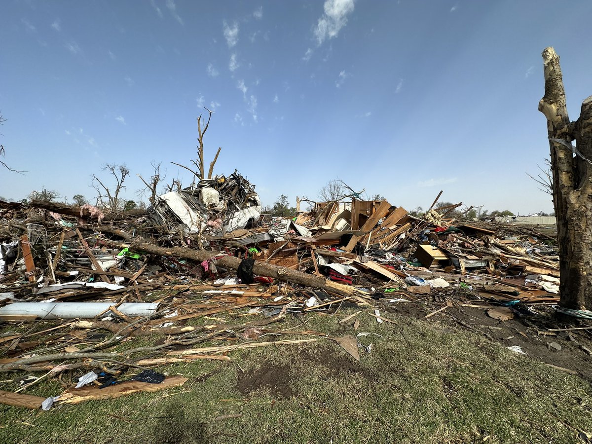 Zachary Hall tweet media