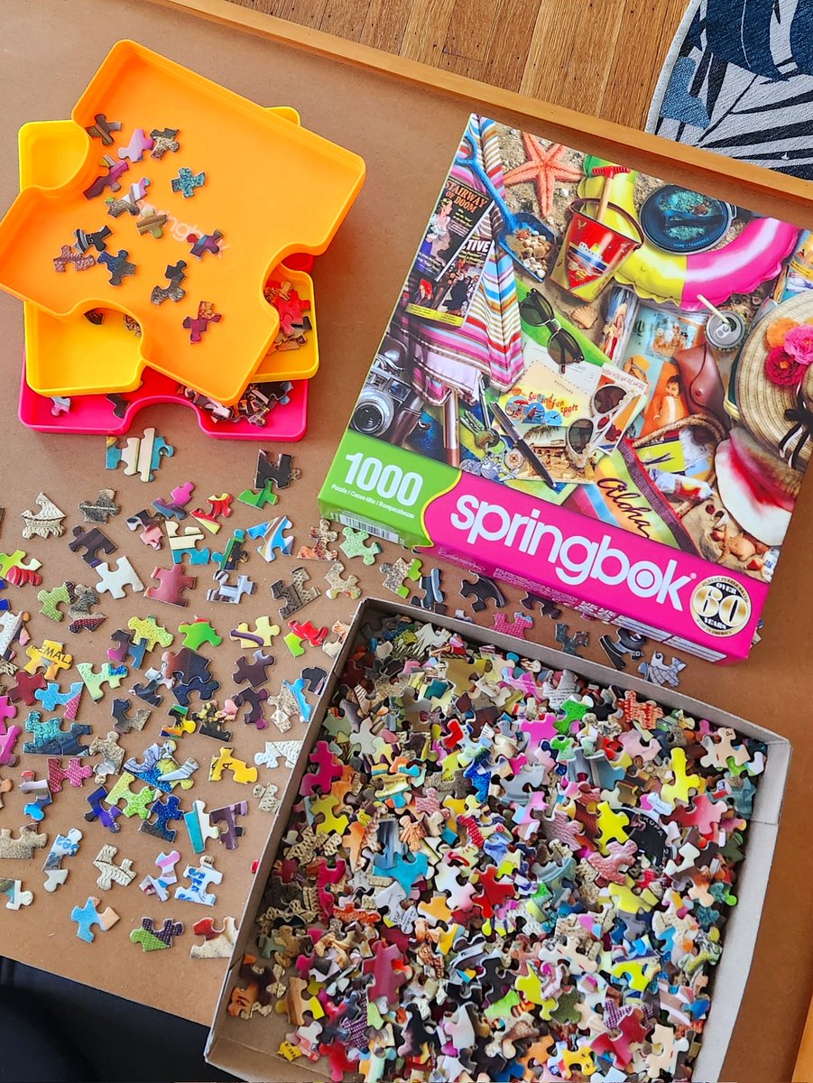 krystalcotriss's tweet image. This Nostalgic Vacation puzzle is one of the 6 new @SpringbokPuzzle! 🌴🏖🦀

I completed this puzzle in roughly 6 hours—it felt like a very fast 1000-piece puzzle to me. 

Thank you to Springbok for sending me this puzzle. I love being a Springbok ambassador!