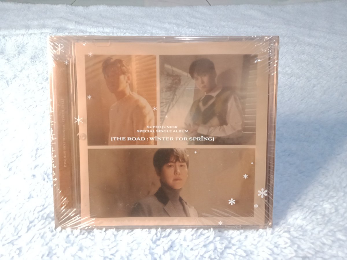 dhena1315's tweet photo. WTS

Super Junior Callin The Road Winter for Spring

Price 100k

Ver A &amp; B

Good condi
Sealed
Tokped Oren

#wts #albumsuperjunior #superjunior #superjuniorcallin #suju #albumsuju #albummurah https://t.co/c5kKd2eerE