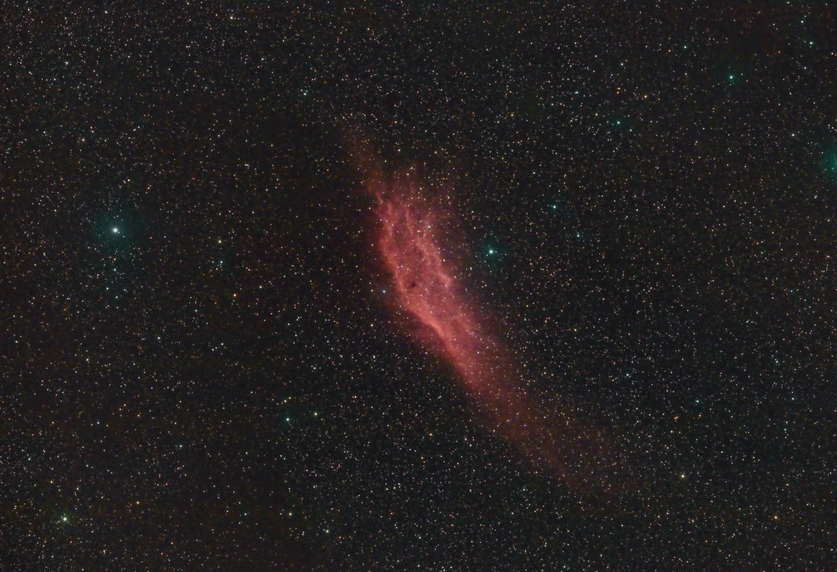 f4hwn's tweet photo. Probably my best astronomical pictures of the sky. Here are 2 galaxies (made with my C8 Edge HD) and 2 nebulae / large fields (made with a simple Samyang 135mm) :

- M 106
- M 64
- NGC 1499
- NGC 2237

Enjoy the sky 🤗 https://t.co/cBWinRMS9O