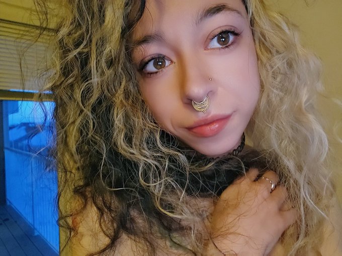 Rare regular naked faced and clothed sighting. 🩷✨️ . . #gothgirls #curlyhair #latina #420slut https://t<a href="/tag/curlyhair"class="tags"><span>#curlyhair</span></a><a href="/tag/latina"class="tags"><span>#latina</span></a><a href="/tag/gothgirls"class="tags"><span>#gothgirls</span></a><a href="/tag/420slut"class="tags"><span>#420slut</span></a>