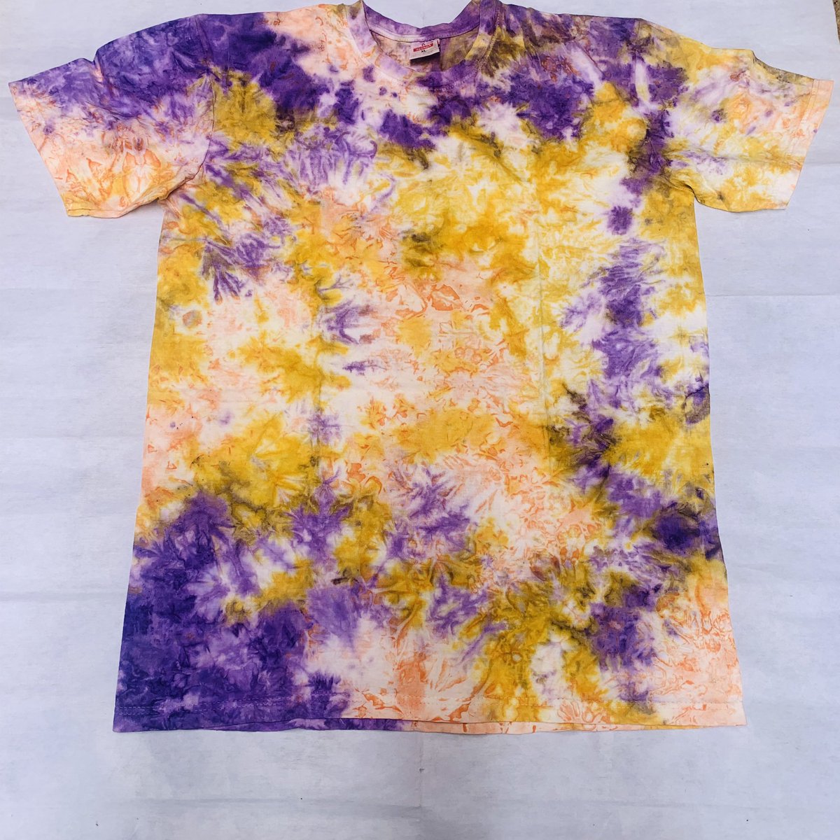 mathkingjosh's tweet photo. @ruffydfire I design plane clothes with any color of your choice, I’m currently in Jos and can deliver to any location Thank you Sir https://t.co/oVjZ8Nj3Aq