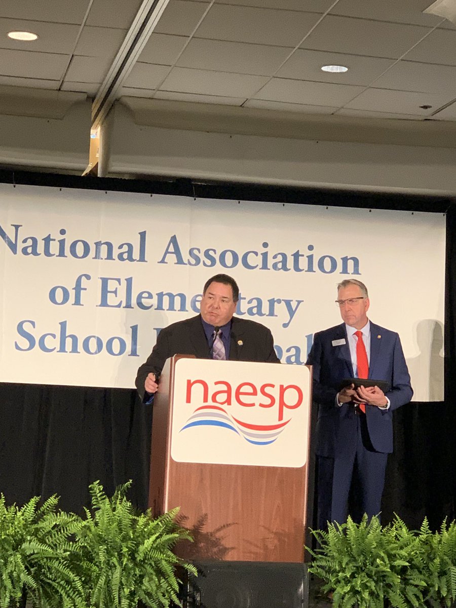 Elementary Principal, Tom Payton, from  Riverhead Central School District is running for NAESP Vice President- well done tonight Tom!