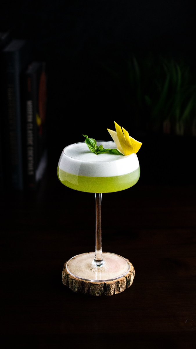 I LOVE #anatomy23 and I’ve learned so much about the society and how we can better prepare our students. One important theme I’ve found is having a release from work. One of my hobbies is mixology 🍹🍸

If you love craft cocktails, find me on IG instagram.com/anatomyofadrink

Cheers!