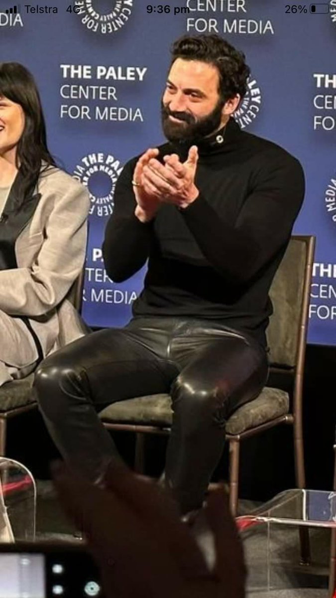 OnLeather's tweet photo. Morgan Spector.

#leather #leatherpants #sinteticleather #pleatherpants #pantalonesdecuero #leathertrousers #leatherjeans #meninleather #calcadecouro #actor #singer #maleinleather https://t.co/R1hbEJ3J8G