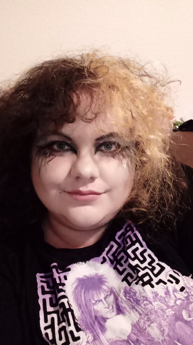 zygsti9's tweet photo. Still exhausted from my absolute lack of sleep the last few days but the performances went well and I personally really like how my hair turned out. https://t.co/LnJGhNHQNW