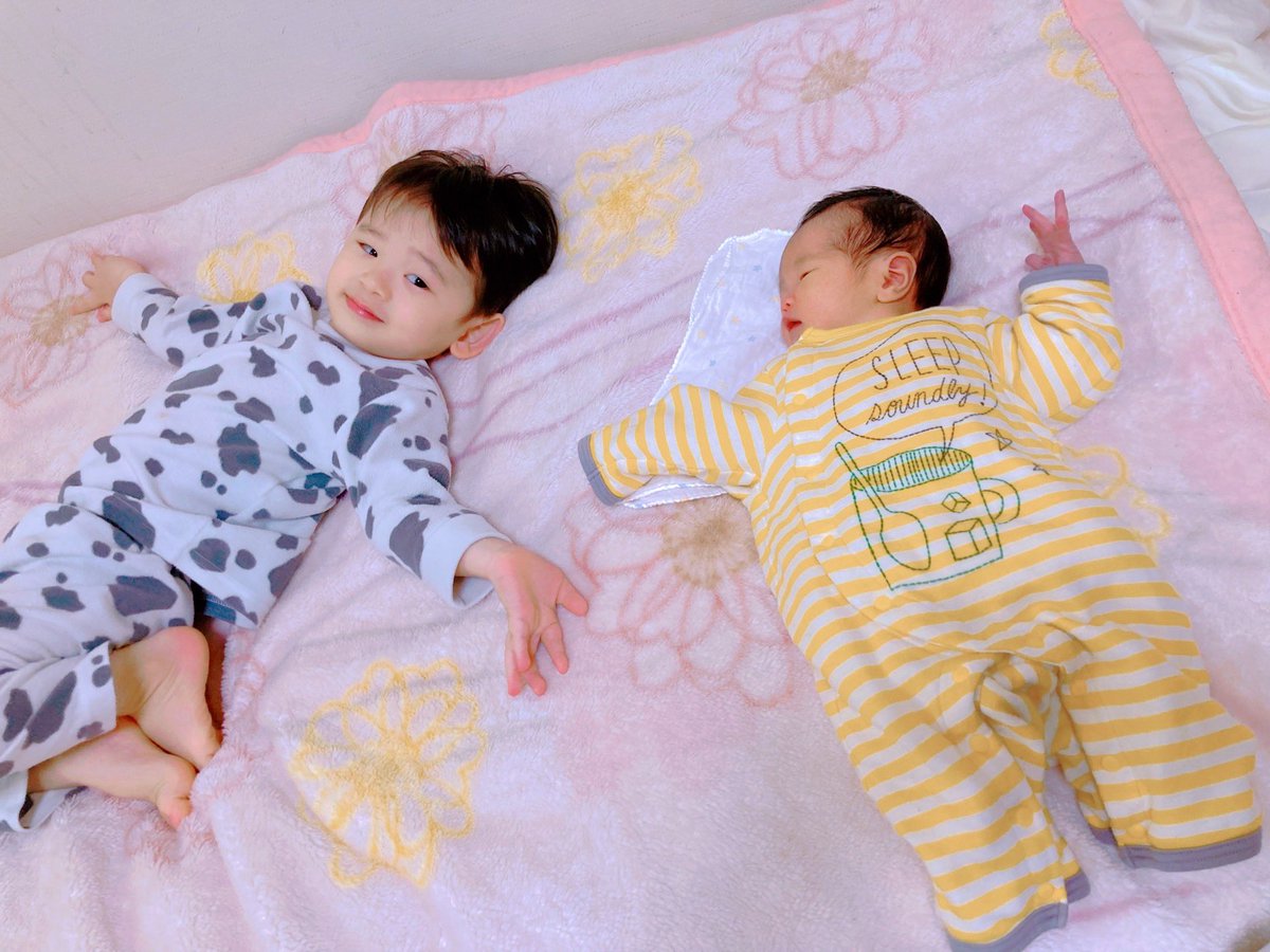wokachanw's tweet photo. うつ伏せで寝れる幸せ🥹❤️
でも乳パンパンで痛過ぎ。笑 https://t.co/fXNFfqWwH7