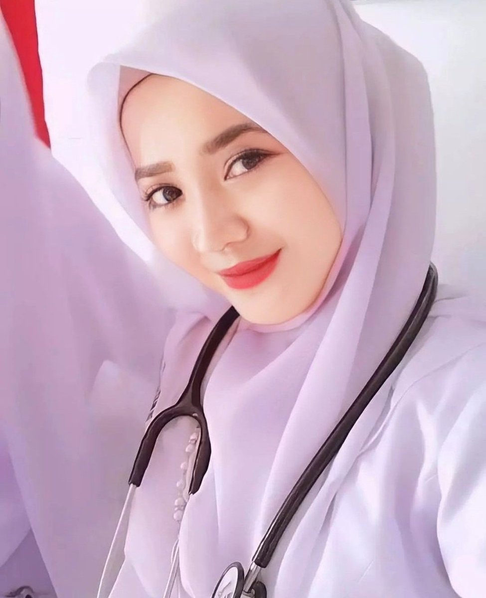 Kalo kamu tegang dan cemas , datang ke suster Sundari ya mas 😊

Instagram. @sundarifitriani8