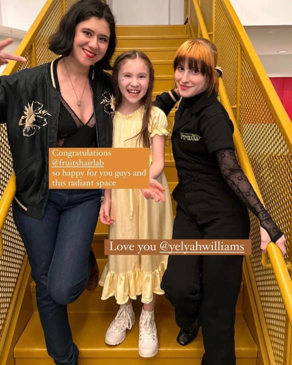 Paramore México 🇲🇽 on Twitter "Nuevas fotos de Hayley Williams junto a