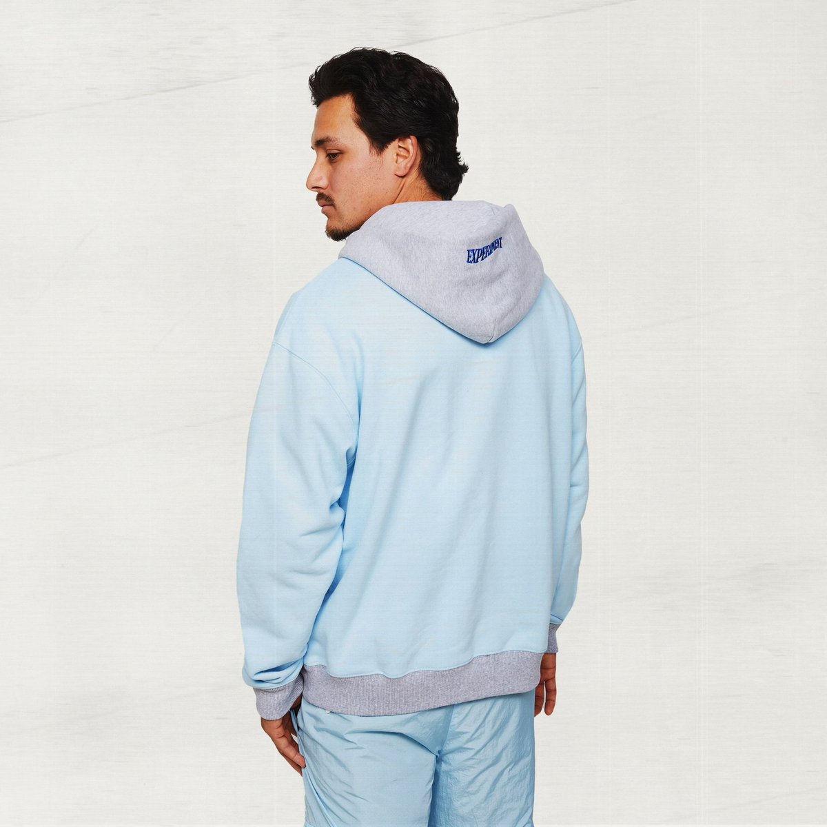 shawnmrojas's tweet photo. New collection out now- https://t.co/8q49vzVqlB 👨🏾‍💻⭐️👩🏽‍💻 https://t.co/WKPA66XNFl