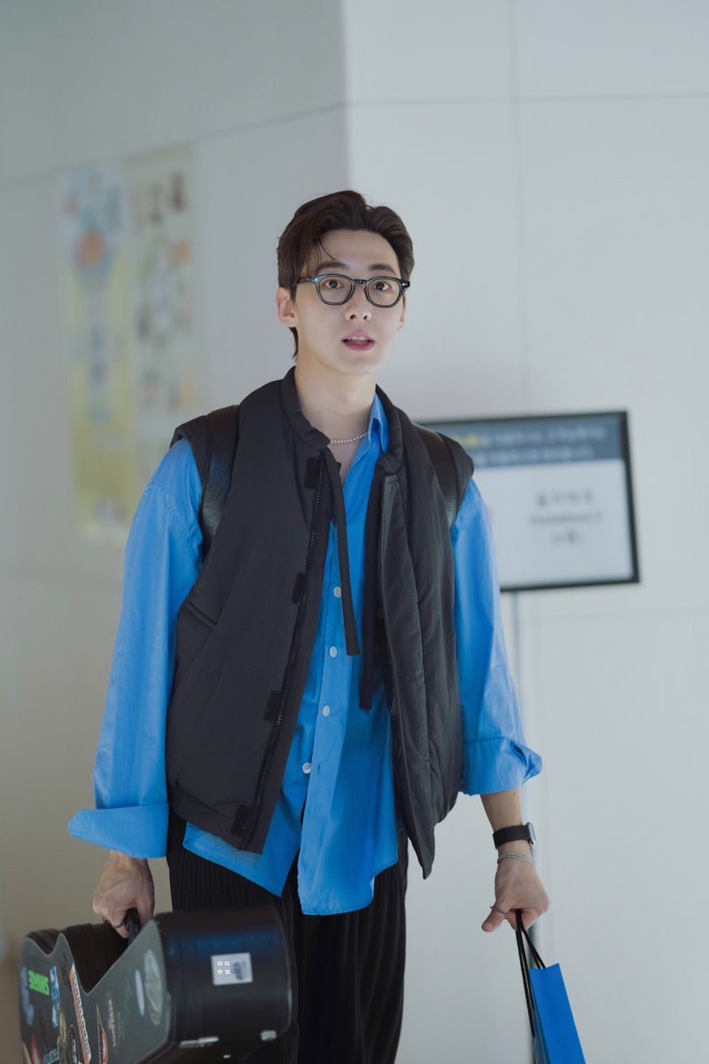 letteamorthing's tweet photo. 230326 박현수 팬콘서트 
<STLL FLOWER, STILL WITH YOU> 
#레떼아모르 #박현수 https://t.co/uscpZk7nma