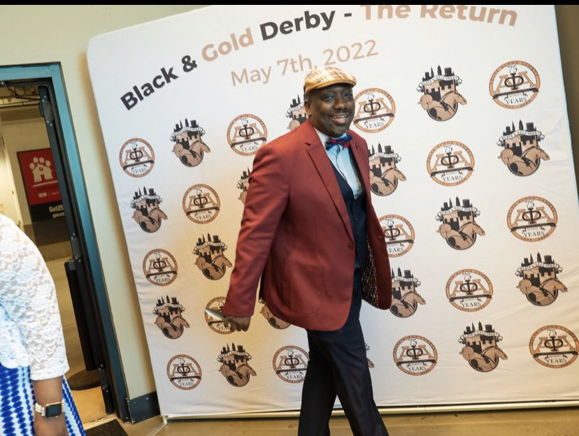 How I’m walking away from this #RYSWILBERFORCE hashtag at Midnight.