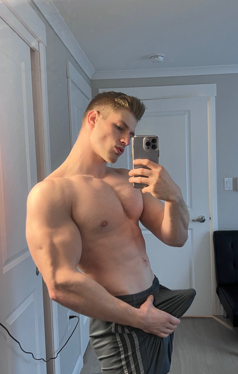 Discounting my 🌶 page #fitness 
Onlyfans.com/patdaddy69