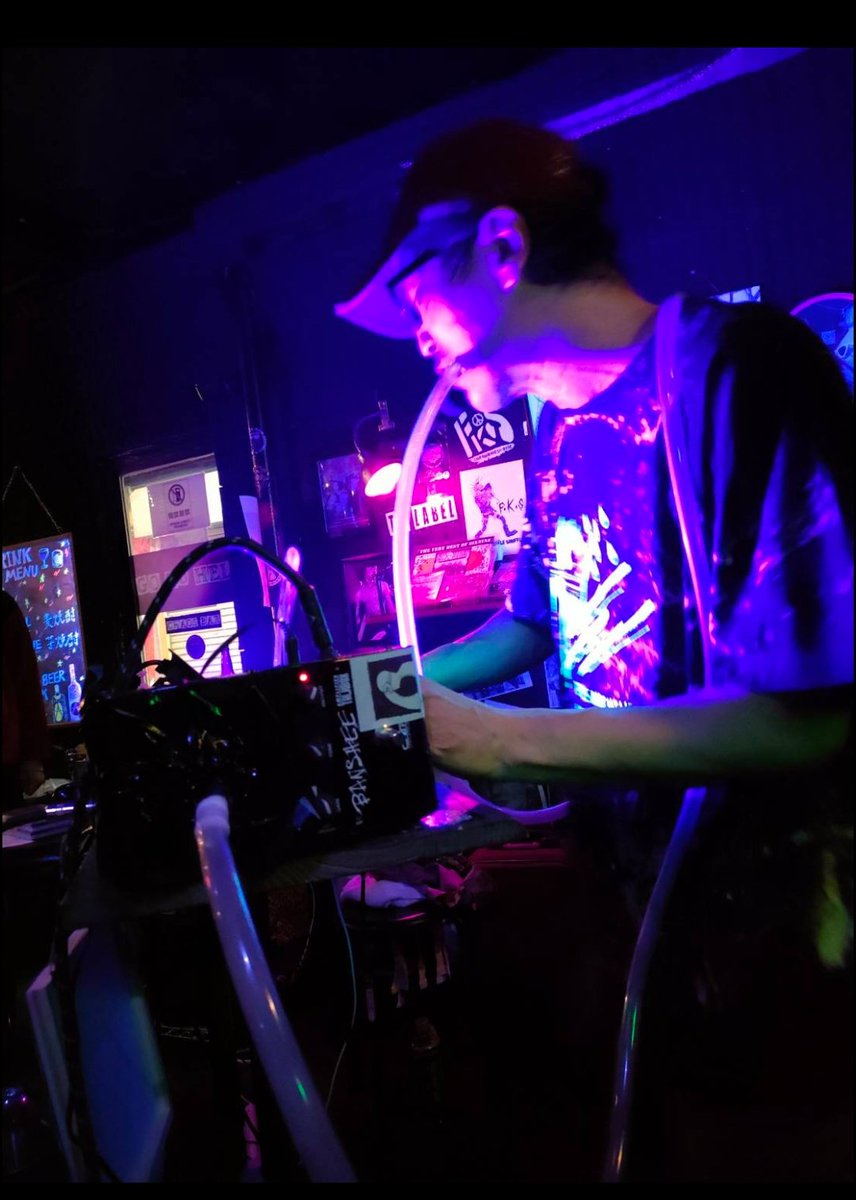 tatami0624's tweet photo. re//search local sound party vol.4
3/26㈰　CHAOSBAR
break down communication
終了しました。
ありがとうございました！

#DJENO
#UNSKILLEDLAB
#DJSOULCUTTER
#THESUPERFLOOR
#DJ2MUCHCREW
#DJ生物
#kufuki
#DJタニシ
#resarchlocalsoundparty
#ナリカリー
#流しの餃子屋パクー https://t.co/nrEmfKGYqp