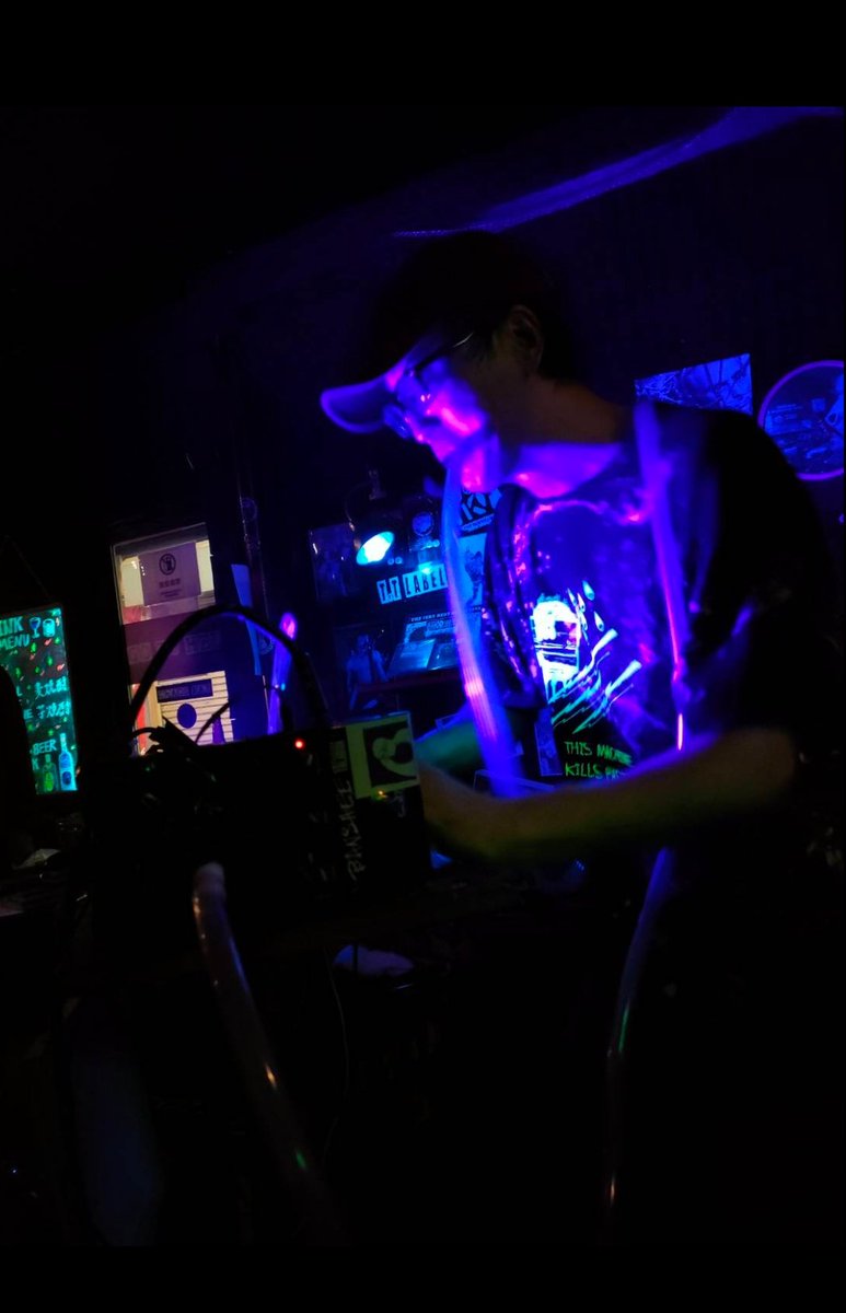 tatami0624's tweet photo. re//search local sound party vol.4
3/26㈰　CHAOSBAR
break down communication
終了しました。
ありがとうございました！

#DJENO
#UNSKILLEDLAB
#DJSOULCUTTER
#THESUPERFLOOR
#DJ2MUCHCREW
#DJ生物
#kufuki
#DJタニシ
#resarchlocalsoundparty
#ナリカリー
#流しの餃子屋パクー https://t.co/nrEmfKGYqp