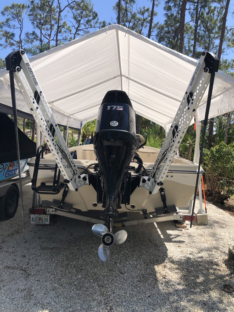 catchingthecure's tweet photo. She is coming along! Finishing touches going on and she will be ready to go! @catchingthecure @MinnKotaMotors @BlueWaveBoats @BassProShops @CampZeroCoolers https://t.co/skzUZvANg9