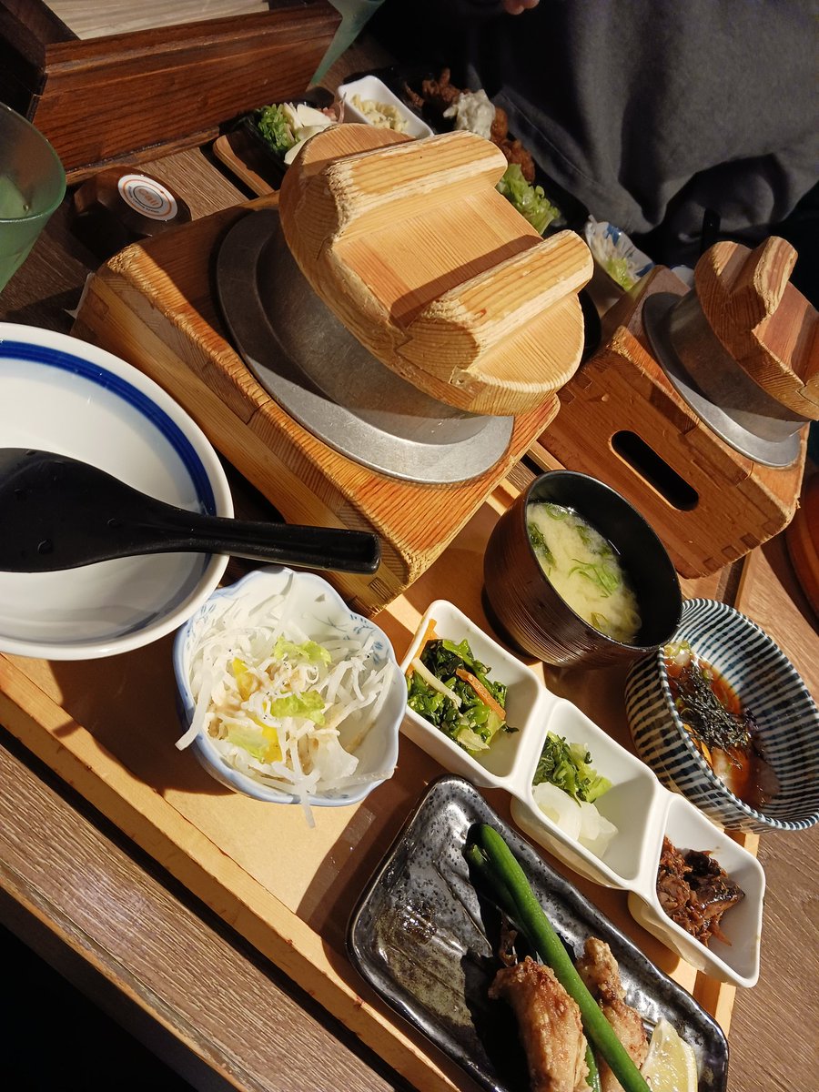 shostyle_666's tweet photo. 2023,3,26⁡
電話の機種変が3時間半かかったから⁡
北区でカフェする予定が潰れたから⁡
⁡急遽畷イオンで⁡カフェ💦⁡
⁡ #機種変更  #カフェ  #delice  #龍神丸  #畷イオン  #スタバ  #shostyle https://t.co/nvwmtGLyN7