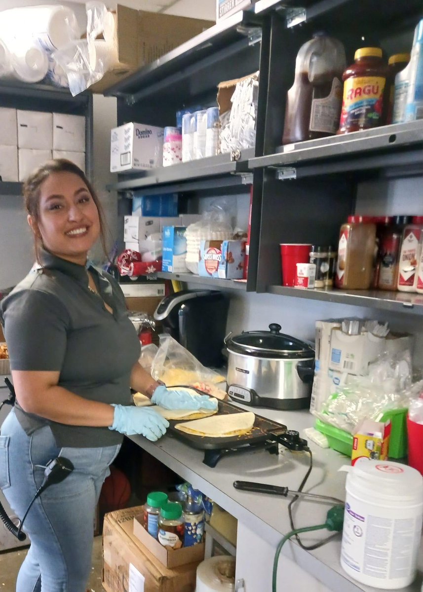 DFW Day Hub (@hubdfw) on Twitter photo We are celebrating 160 days safe with chicken quesadillas! Thank y’all for working safe. <a href="/SueLisemby/">S. Lisemby @#RGRLVR</a> <a href="/SKenneke/">Steven Kenneke</a> <a href="/0d2e89c63a4b4d2/">The Planterizer (Jo Ann Johnson)</a> <a href="/DfwUps/">DFW UPS</a> <a href="/hill_deryl/">Deryl Hill</a> <a href="/joeboyleups/">Joe Boyle</a> We are celebrating 160 days safe with chicken quesadillas! Thank y’all for working safe. <a href="/SueLisemby/">S. Lisemby @#RGRLVR</a> <a href="/SKenneke/">Steven Kenneke</a> <a href="/0d2e89c63a4b4d2/">The Planterizer (Jo Ann Johnson)</a> <a href="/DfwUps/">DFW UPS</a> <a href="/hill_deryl/">Deryl Hill</a> <a href="/joeboyleups/">Joe Boyle</a>