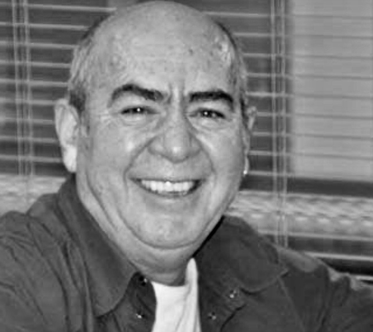 Canım Köksal Engür.
Canım ağabeyim, ustam, hocam…
Öğrettiğin her şey için teşekkür ederim. 
Çok zor sana veda etmek, çok zor.
#köksalengür