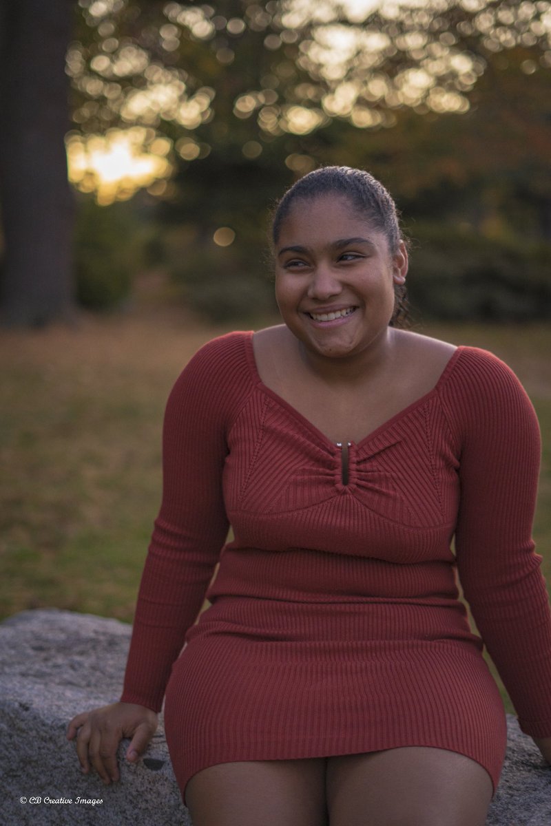 📸📸 15th birthday shoot back in the fall #photograghy #photographer #portraitphotography #rhodeislandphotographer #rhodeislandphotography #newenglandphotographer #newenglandphotography