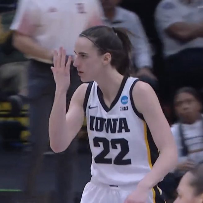 whitney medworth tweet media