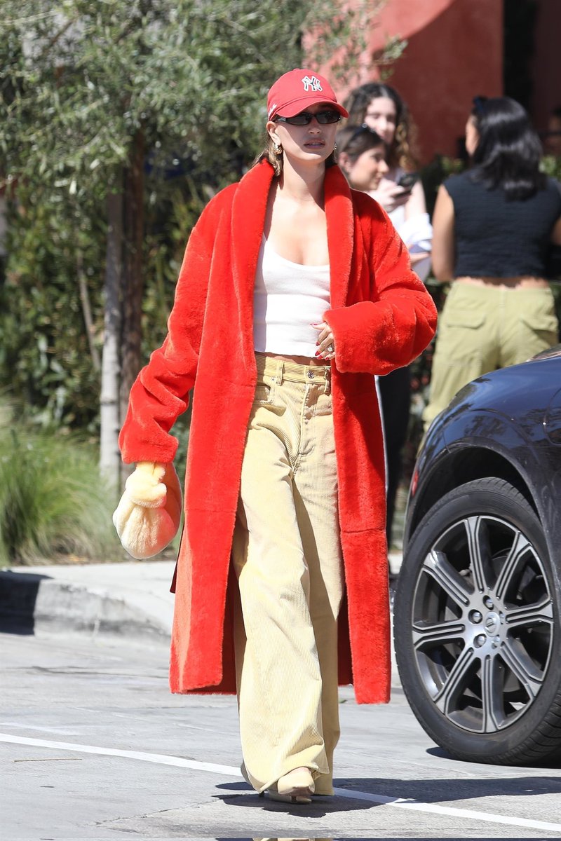 Von Single 🖤💒🍩 RHODE SKINCARE on Twitter: "RT @HailsBaldwinCR: Hailey