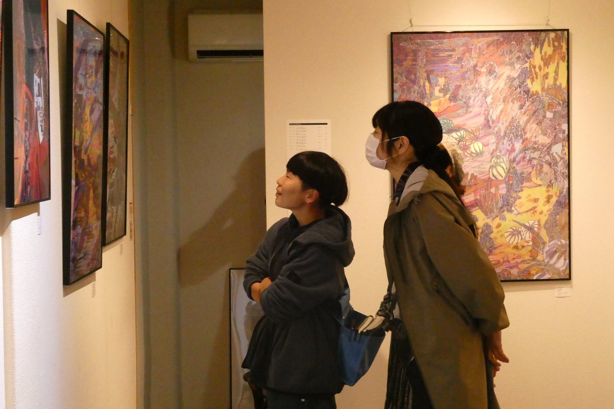 Sim_moby's tweet photo. F I N I S H
<49th exhibition>
8th solo exhibition
8번째 개인전, SIM_Scenery : 연옥의 풍경
나고야 갤러리 @gallery_sou758 전시
종료되었습니다!
방문해주신 모든 분들께 감사드립니다!
저는 다음 전시 소식으로 찾아뵙겠습니다.
많은 관심 부탁드립니다!
#SIM_Moby #개인전 #연옥 #나고야 https://t.co/OxgnRQvYpx