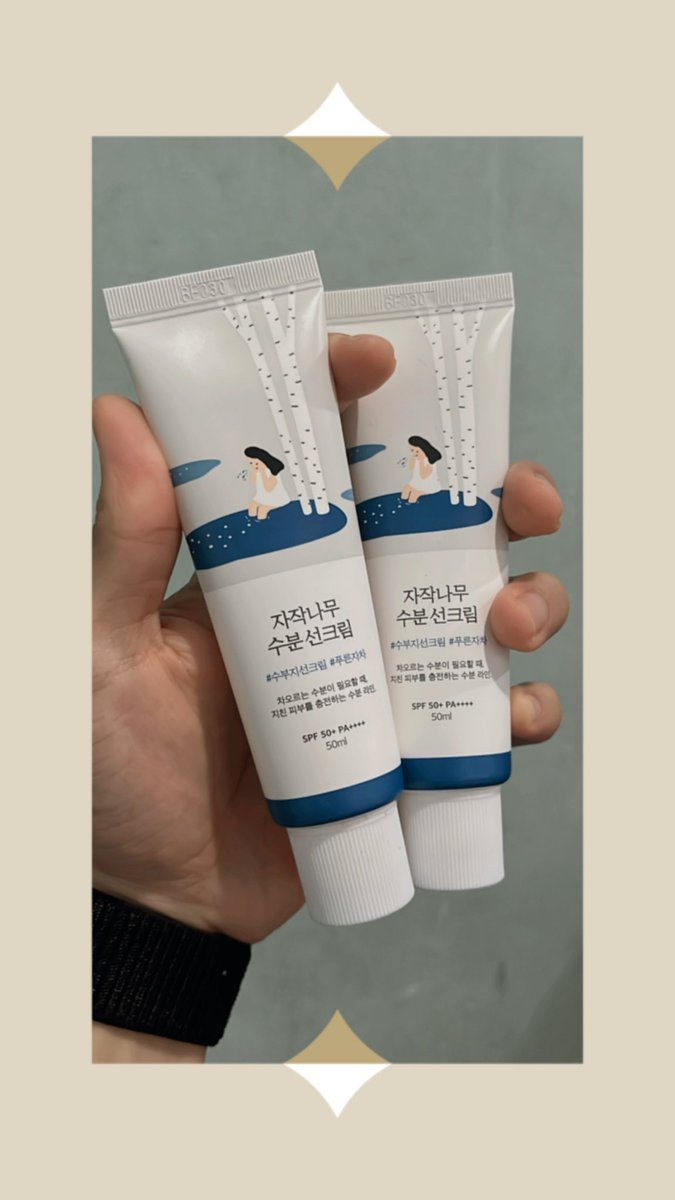 zippynon's tweet image. ของใหม่ (no box) กันแดด Round lab SPF50 PA++++ หลอดละ 50ml ของแท้ ตุนไว้ใช้ไม่ทัน มี2หลอด *ขอส่งต่อ หลอดละ 300 รส *  สนใจ dm ได้เลยครับ ต่อรองราคา-คุยก่อนได้ #roundlab #ส่งต่อกันแดด #ส่งต่อคสอ #ส่งต่อสกินแคร์ #ส่งต่อเครื่องสําอาง #ของดีบอกต่อ #ของมันต้องมี #กันแดด #ครีมกันแดด