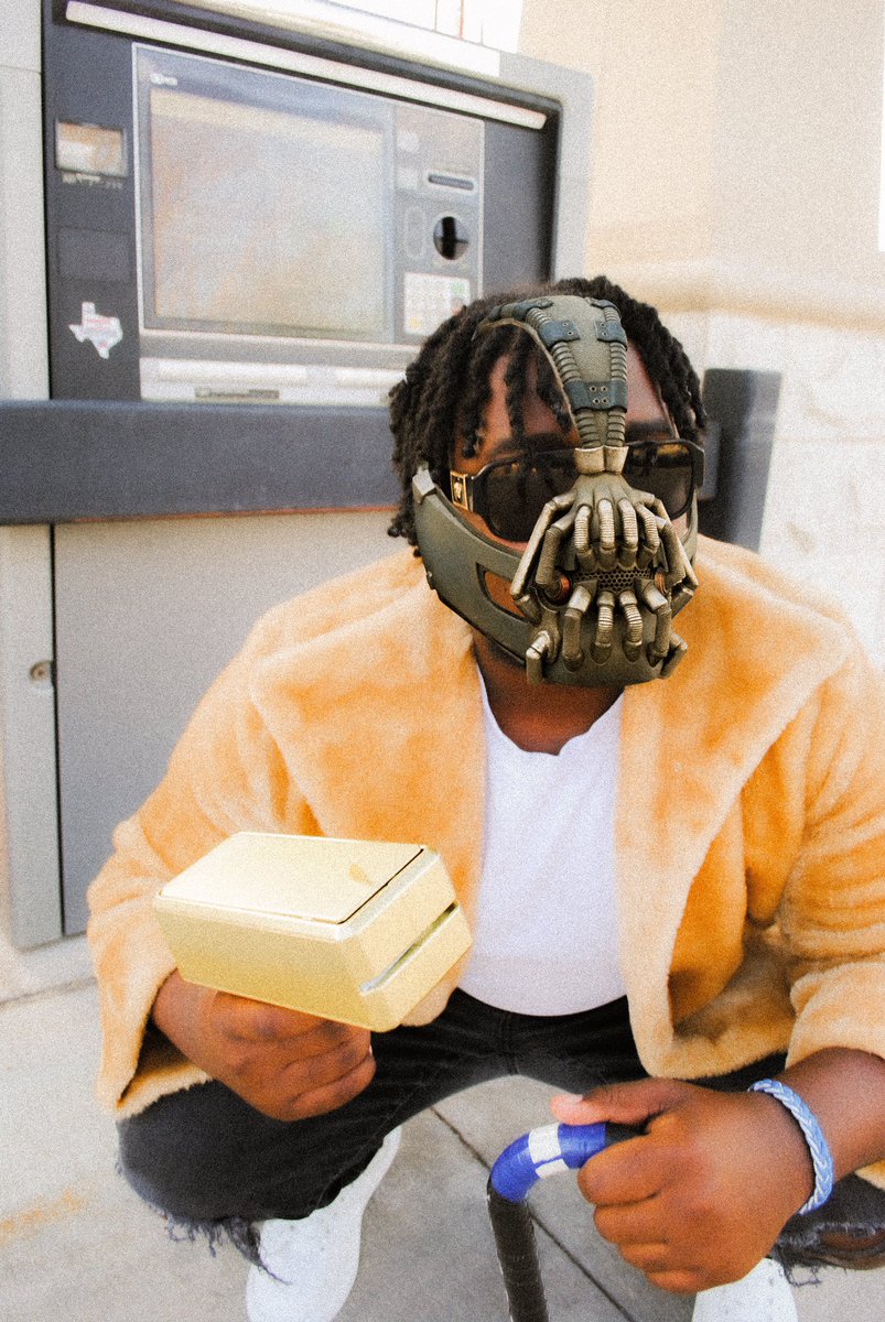 MEET THE NEOS🕊️
ACE: K1ngp1n @SamuelSalinas50 
DEUCE: 2-face <a href="/jakalewatson/">100% Kale</a> 
TR3: Σcar3crow <a href="/RichieAkatue/">Richie Akatue</a> 
QU4D: B4NE <a href="/WReescano/">Willie Reescano lll</a>