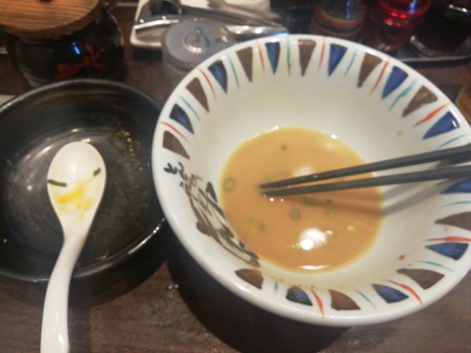 結局、お昼ご飯をラーメンにしてしまった…w間違いなく影響だ…w#ラーメン大好き小泉さん 