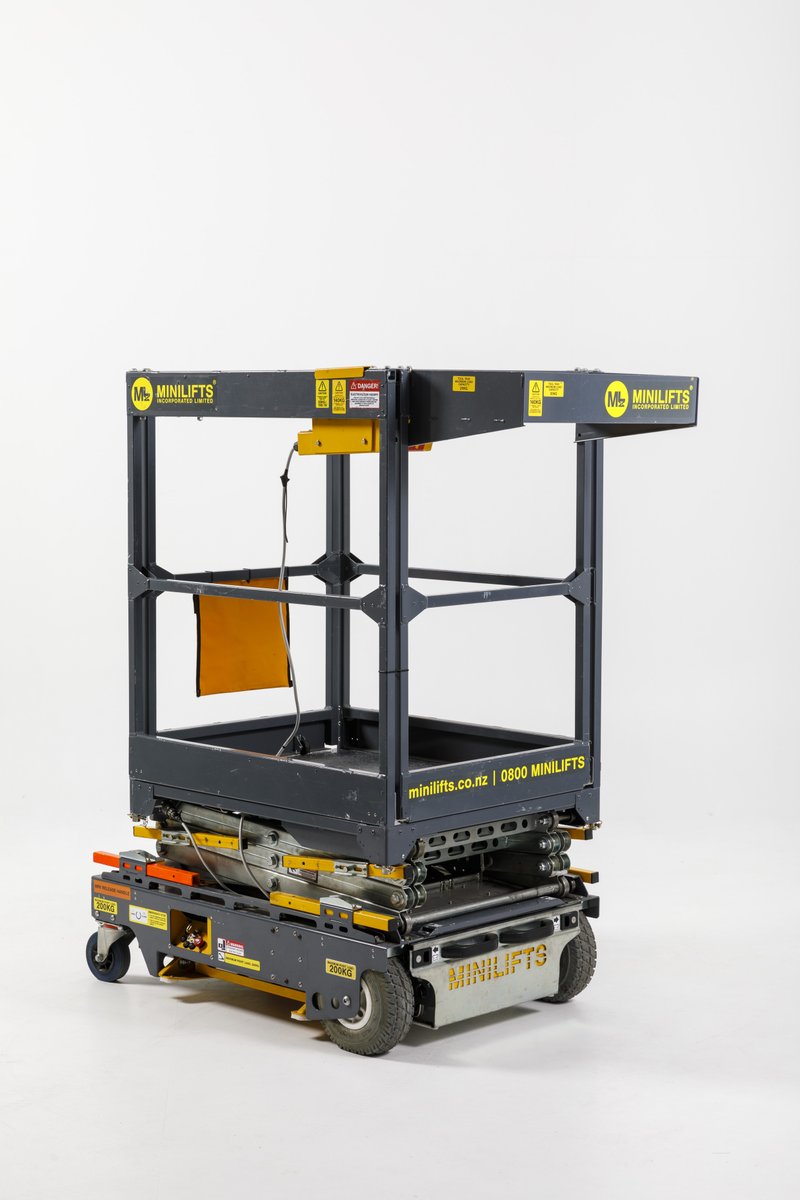 MiniliftsInc's tweet image. The Minilift is like the superhero of elevated work platforms - it&apos;s both pretty and practical, and it gets the job done every time! 🦸🏼‍♀️💥😍 #minilift #elevatedworkplatform #prettyandpractical #efficiency #handytool #worksmarter #NZTech