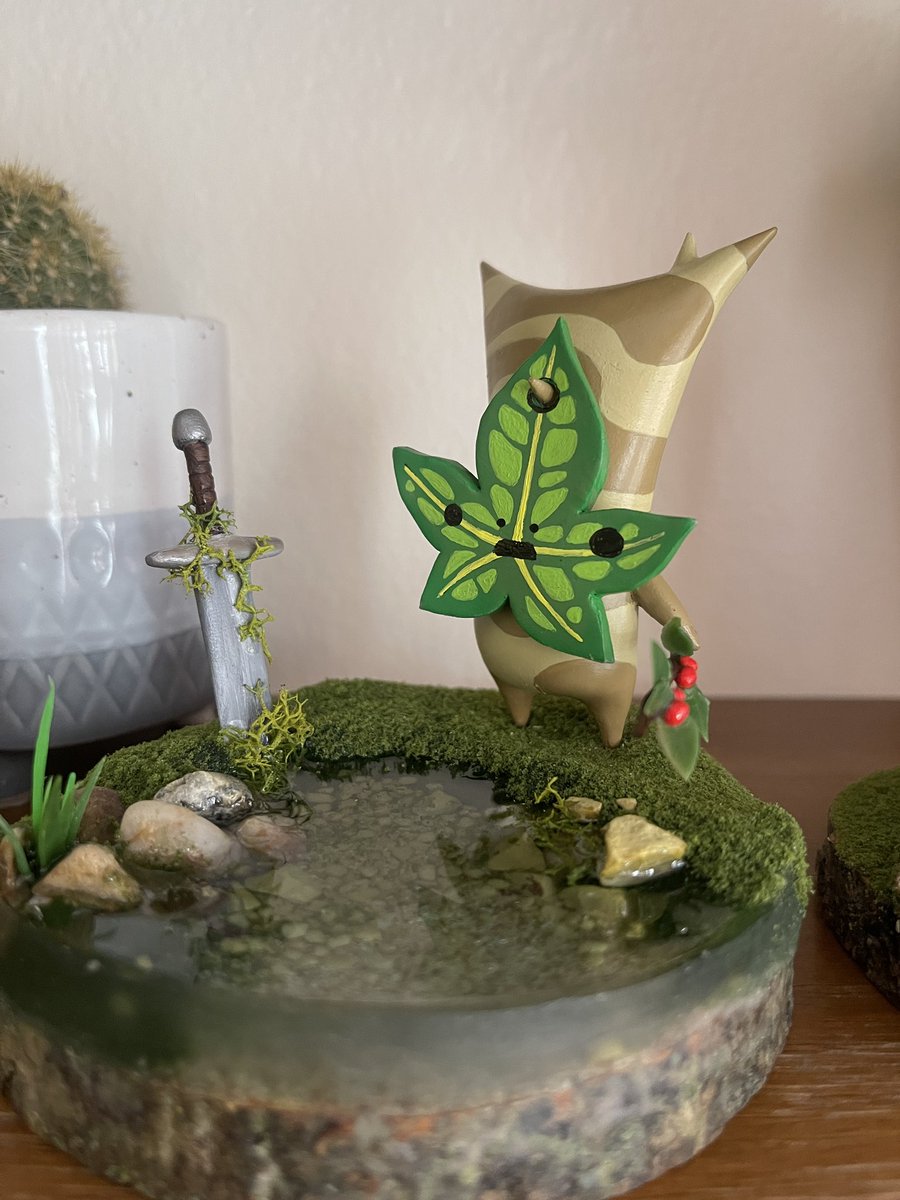 M1ggsart's tweet photo. Another korok made. I feel like I should keep making koroks until tears of the kingdom’s release day. 

#zelda #ZeldaTearsOfTheKingdom #zeldafan #zeldaart #art #artwork #sculpture #polymerclay #Artists #ArtistOnTwitter #arte #fanart https://t.co/qDIUoFI8cn