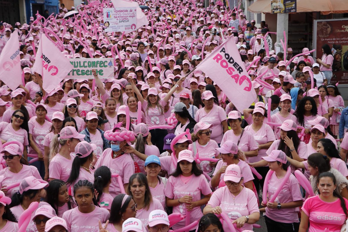 YamidRodriguezM's tweet photo. #ParaDestacar La caminata #PoderRosa liderada por la gestora social de #Ocana Magda Pallares. 

Se llevó a cabo hoy domingo y tuvo la participación de más de 6.000 mujeres. Disfrutaron de un recorrido lleno de alegría y presentación de grupos musicales. 

Vale mencionar que el evento es reconocido a nivel nacional e internacional y destaca el valor de las mujeres en la sociedad cómo agentes de cambio.