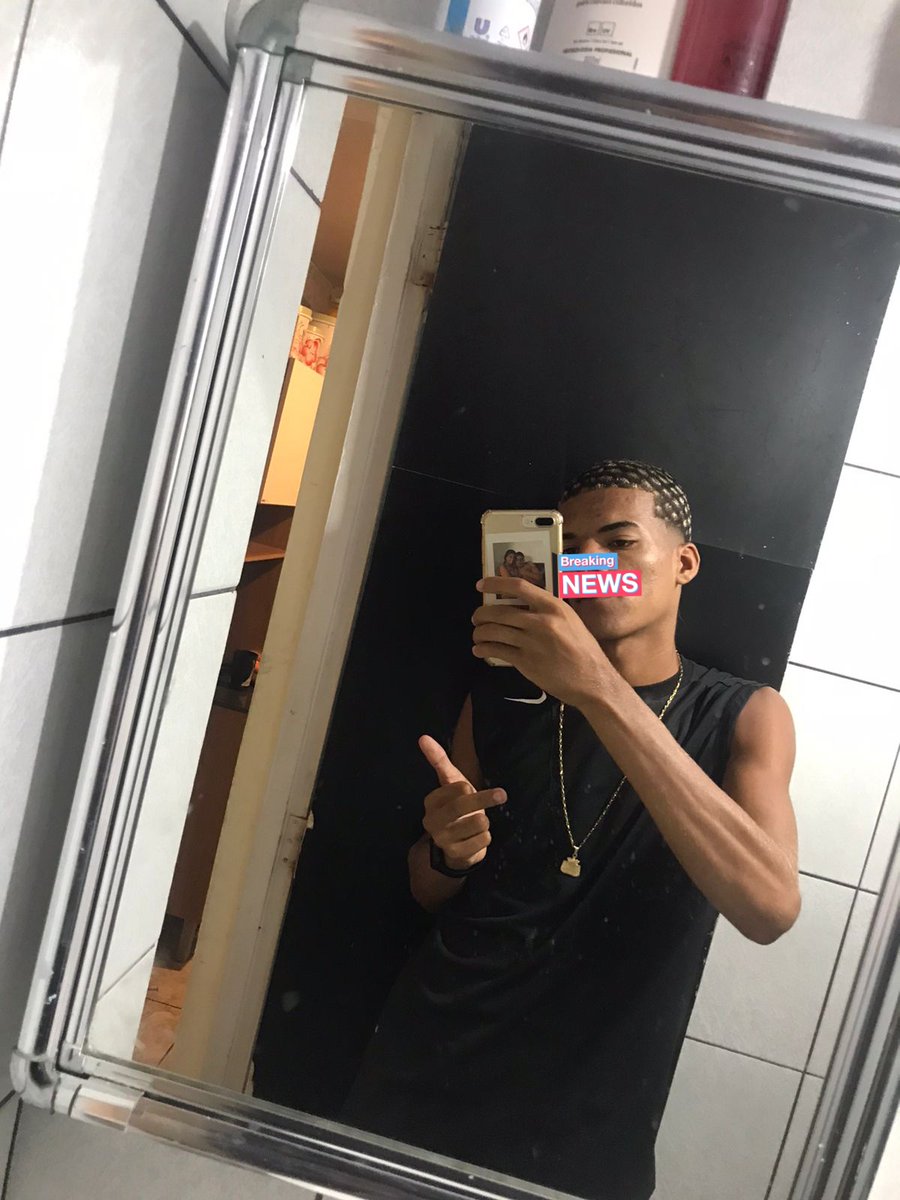 cauanzinho_01's tweet photo. Mais 1 na permissão do papai ! 18 na rlk 💪🏽🥳🙌🏽 https://t.co/DaQOTWpD7Y