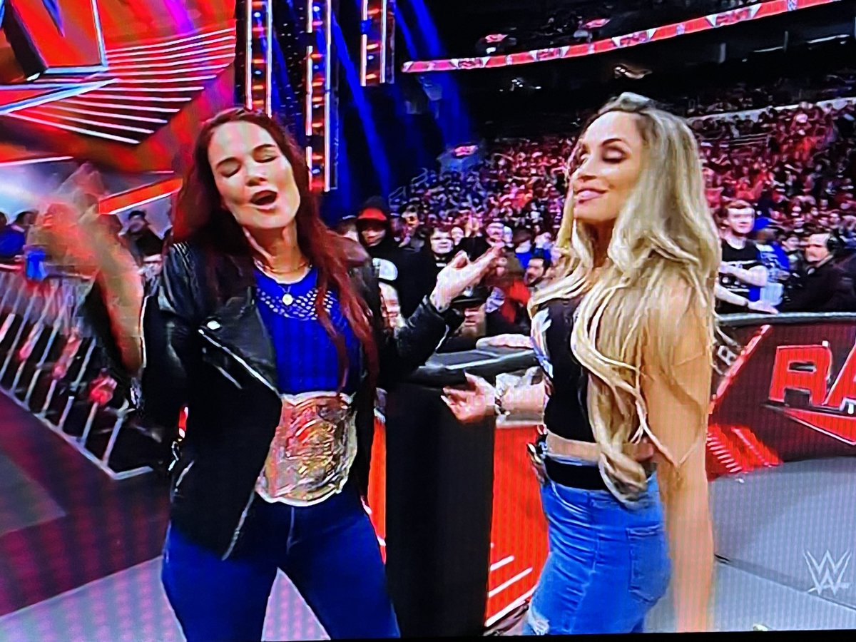 Two WWE Hall of Famers Lita and Trish Stratus #WWERaw #Lita #TrishStratus https://t.co/gvcVMY61BF